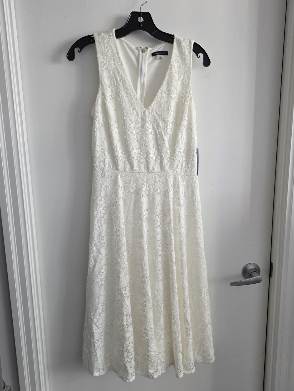 NWT Tommy Hilfiger Ivory Lace V-Neck Midi Dress Sz 2